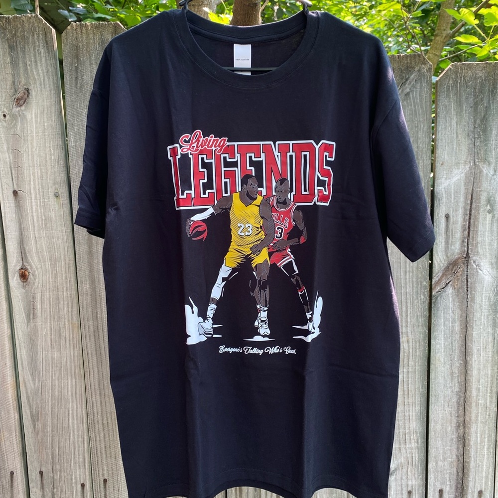 Lebron Living Legends Everyone’s Talking Who’s Goat Large Mens Graphic T-Shirt